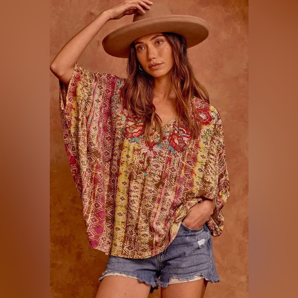 SAVANNAH JANE | THE "SIERRA" EMBROIDERED PONCHO STYLE Top Boho 969